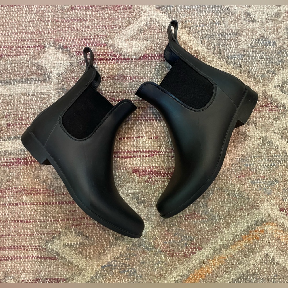 J. Crew Chelsea Rain Boots, size 8, VGUC